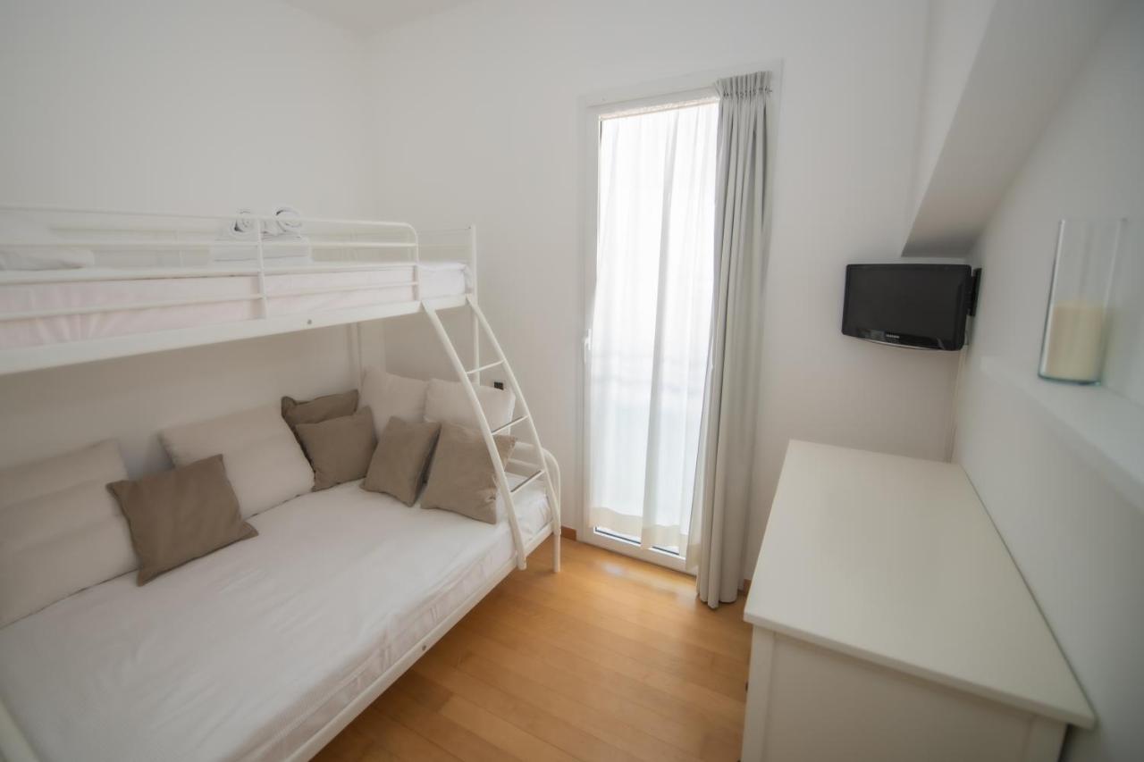 Luxury Suites Collection - Pascoli 13 Riccione Exterior photo